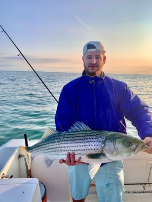 8-Hour Boston Harbor Fishing – Striper / Bluefish