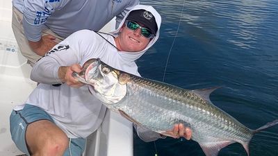 Experience Tarpon Fishing in St. Petersburg: 8 Hours of Excitement