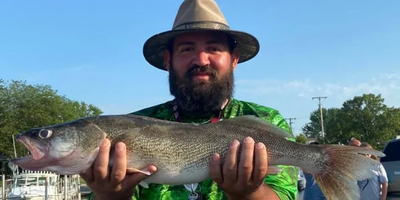 Lake Erie Fishing Charters | 6-hour 4 Persons Max