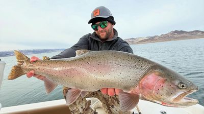 Private Lake Fishing Trip For 3 Anglers