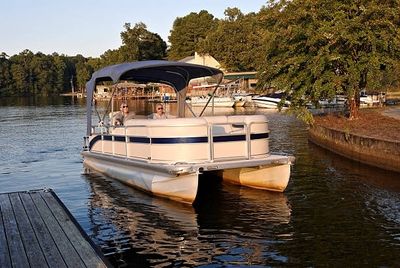 Pontoon Boat Rentals