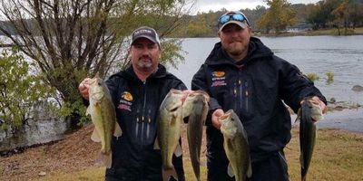 Branson Missouri Fishing Guides | 2 Hour Lake Fishing Trips