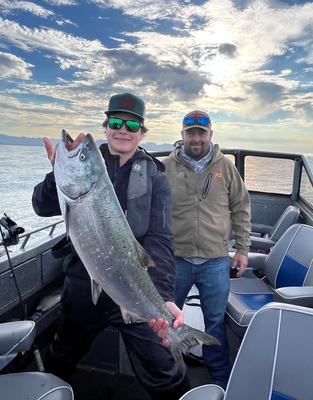 Fishing Charters in Oregon | Shared - 8 Hour Salmon Trip