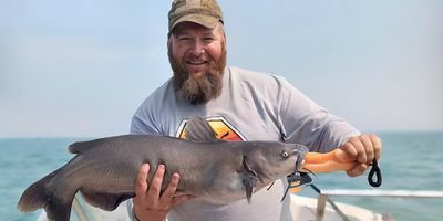 Private Full Day Catfish Charter Trip