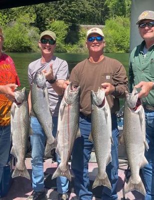 Full-Day Salmon Adventure SPRING CHINOOK