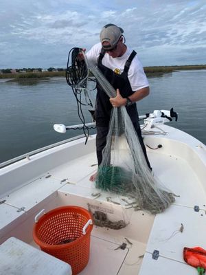 Deep Hole Shrimping Trip! Folly Beach, SC