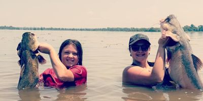 Evening Catfish Fishing – 6 Hour Group Trip