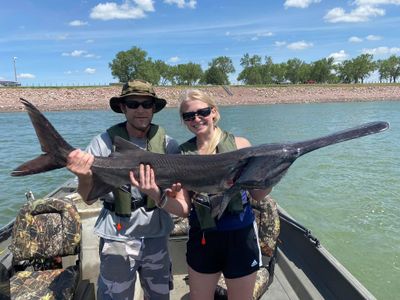  Paddlefishing (Snagging & Archery) Trip