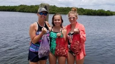 Scalloping at Crystal River | 4 Hour Chater Trip 