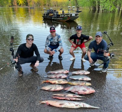 Daytime Bowfishing Trip