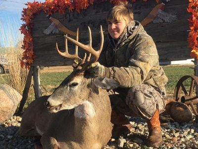 Private 5-Day Whitetail Deer Hunt | Rifle and Black Powder 