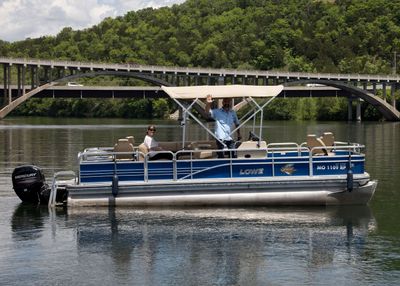 Lake Taneycomo Pontoon Boat Rentals | Lake Taneycomo Boat Trip  (Pontoon Boats)