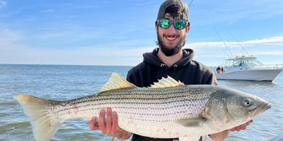 6 Morning Open Boat Striped Bass Fishing 