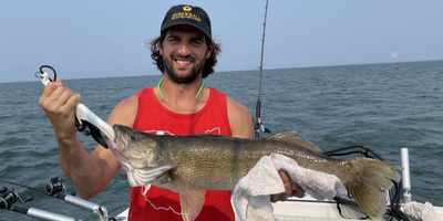 Lake Erie Walleye Charters | 1-5 Guests- 7 Hour Charter Trip 