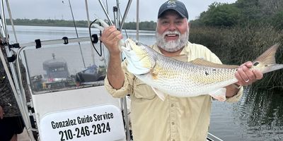 San Antonio Afternoon Lake Fishing Charter
