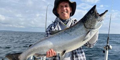 Charter Fishing in Lake Michigan | Algoma 38' Mid-Week Trip