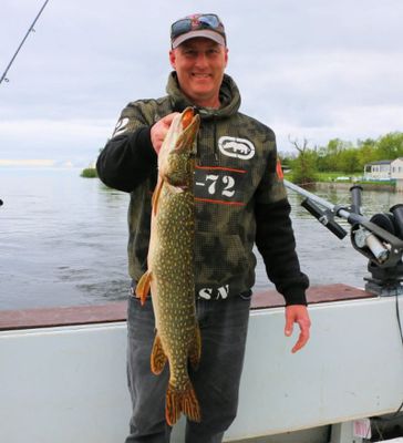 Carthage, NY 4 Hour Pike/Bass/Walleye Trip (Aug to Oct)