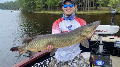  Wisconsin River Fishing | 8 And Half Hour Charter Trip