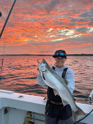 Premium Salmon And Trout Package | 40ft Luhrs Tournament Time Flies