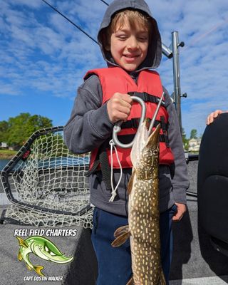 6-HOUR TRIP IN LAKE ONTARIO, NEW YORK - NORTHERN PIKE