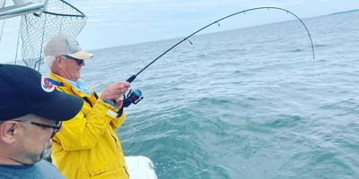 Fishing Charter in NJ | Fluke/Flounder Fishing for 6 Guests 