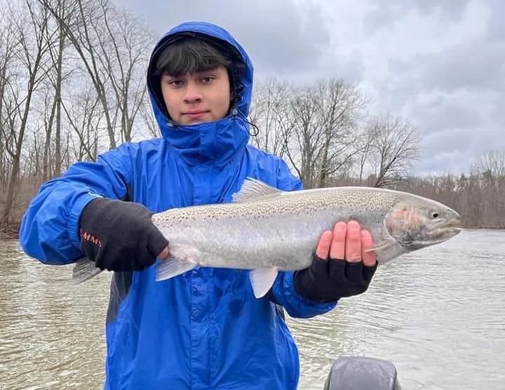 Affordable Fishing Guides in Michigan Reel in the Savings!