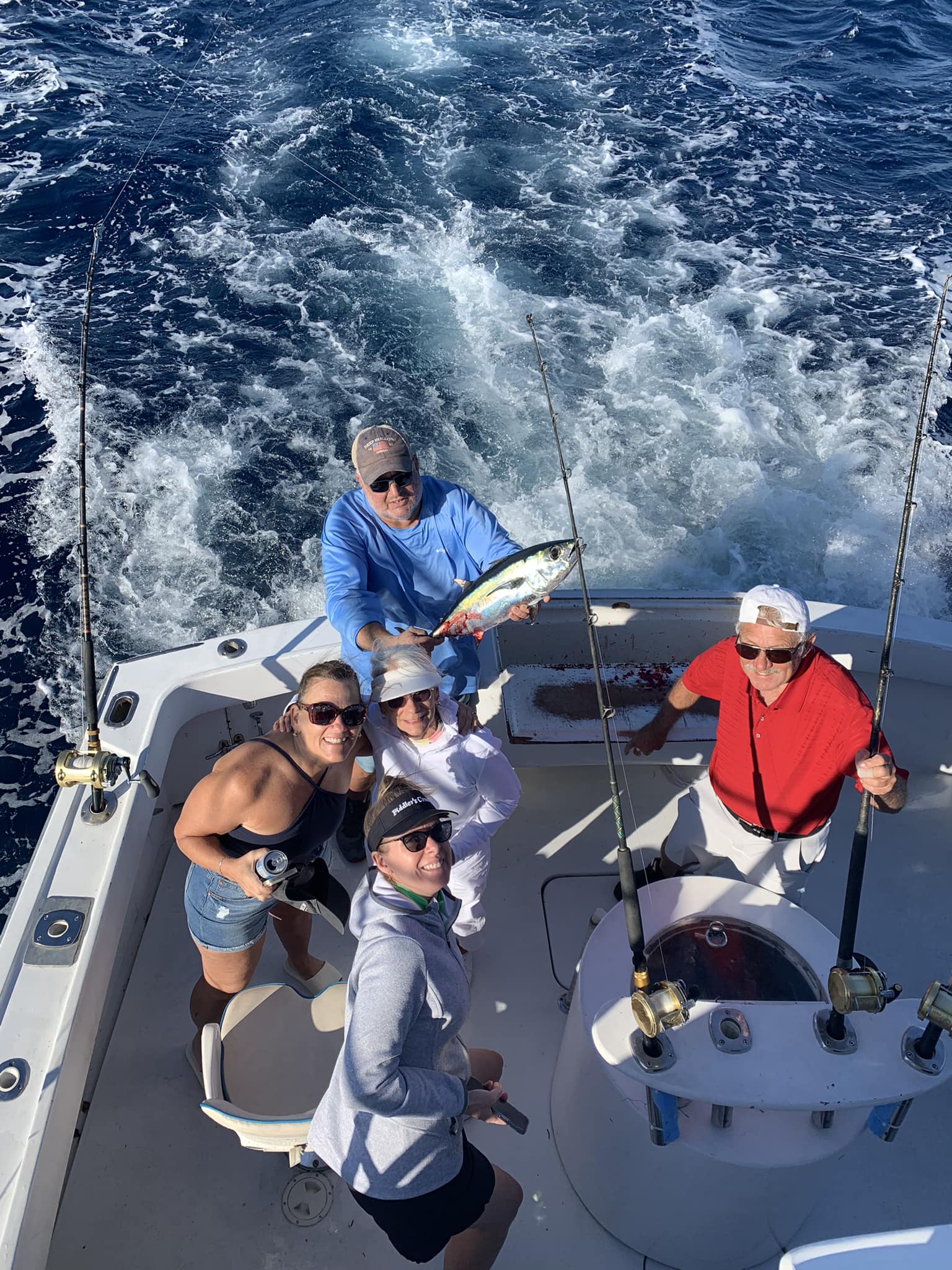 5 people fishing in FL