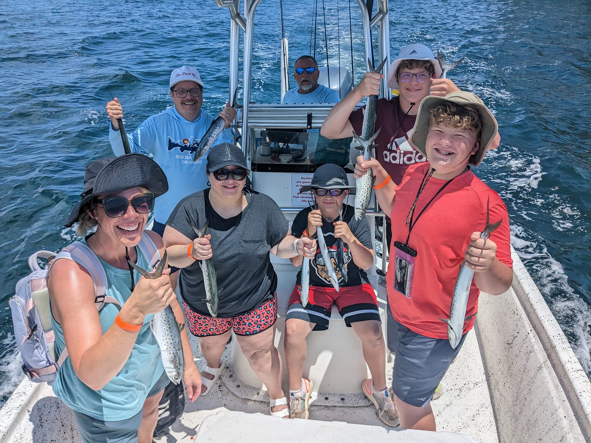 7 people fishing in the Gulf Shores