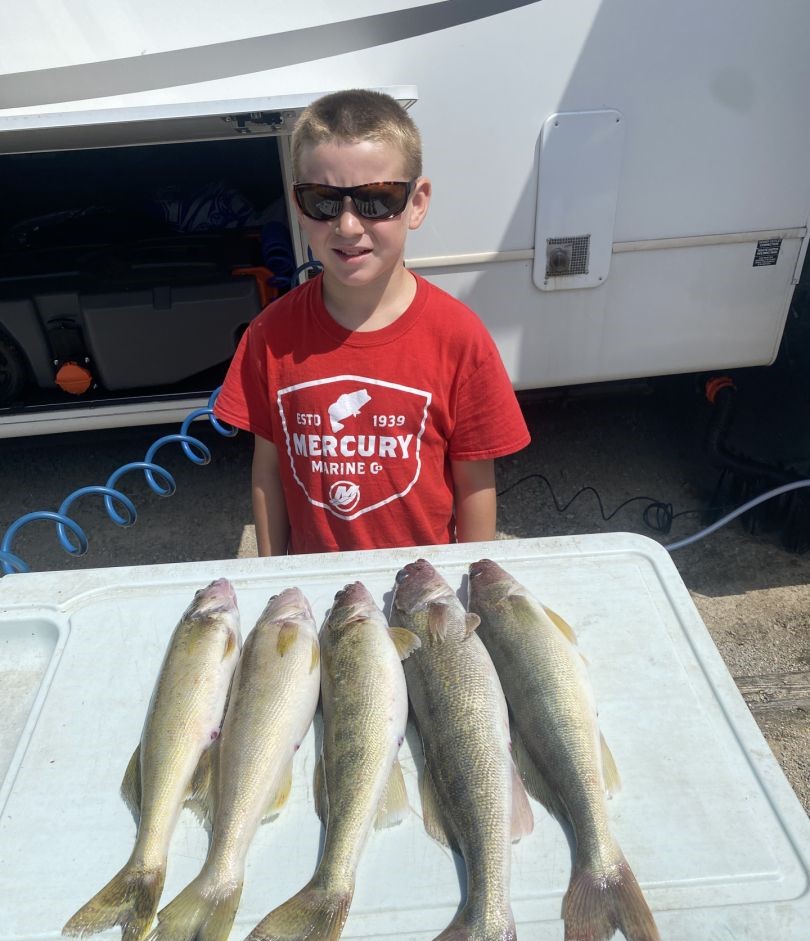 Angler with 4 best, great fish caught in Branson