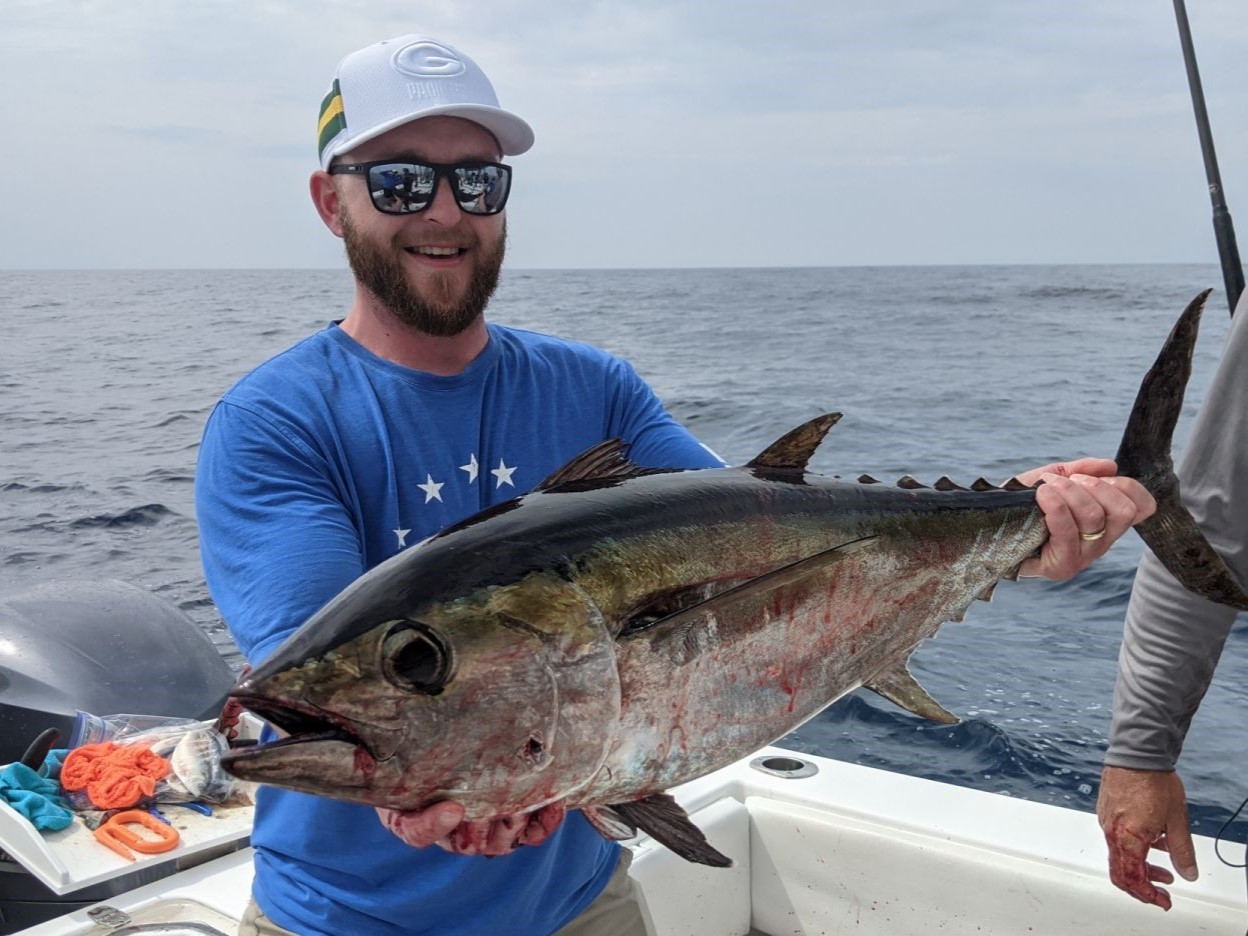 Tampa Gulf of Mexico deep sea fishing charter boat targeting grouper snapper offshore