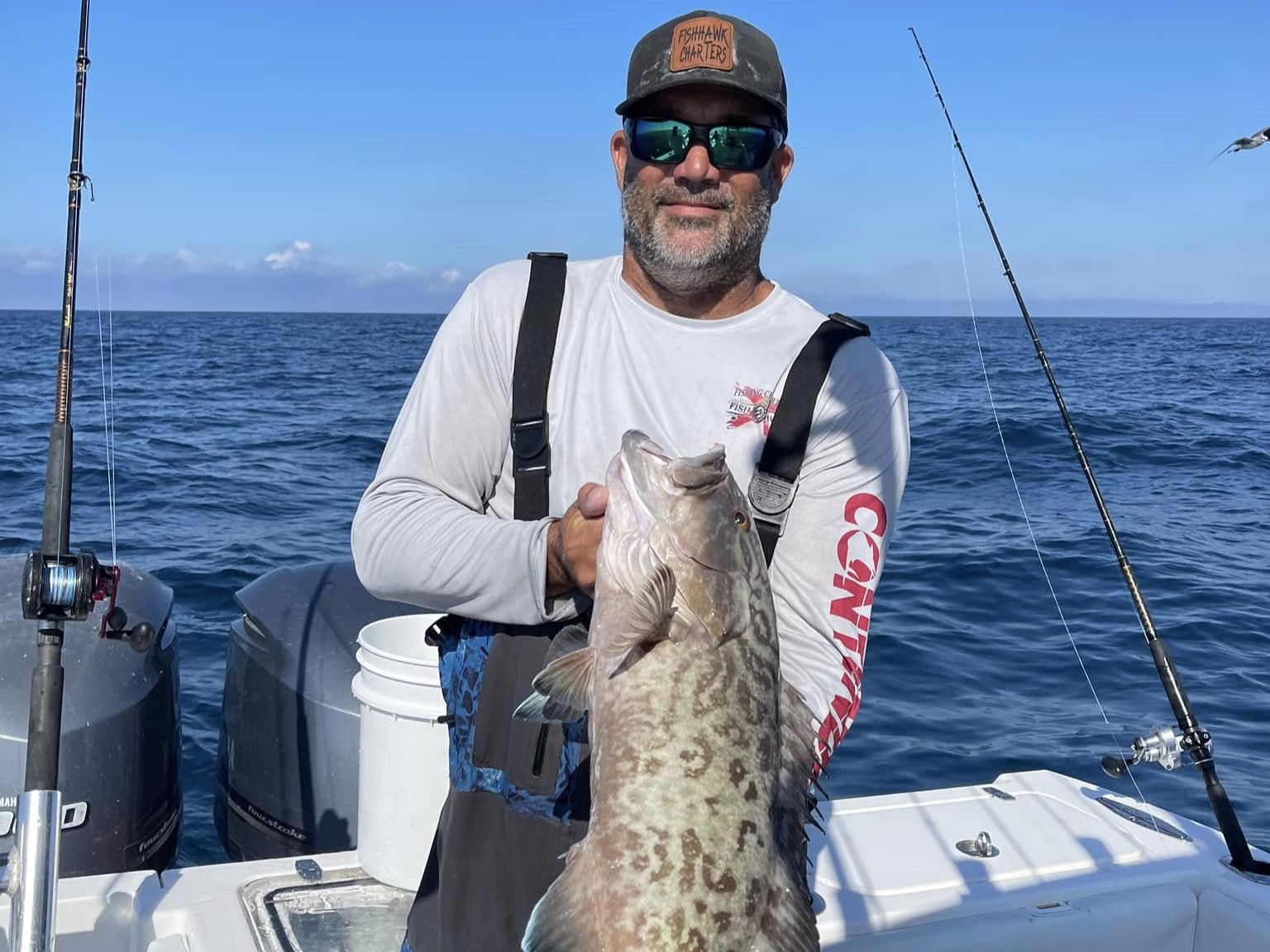 Tampa offshore fishing charter boat in Gulf of Mexico targeting snapper, grouper & tuna