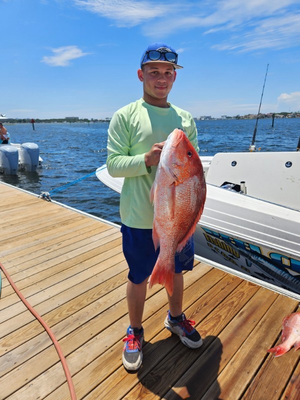 Lone angler reeling in big catch in MS