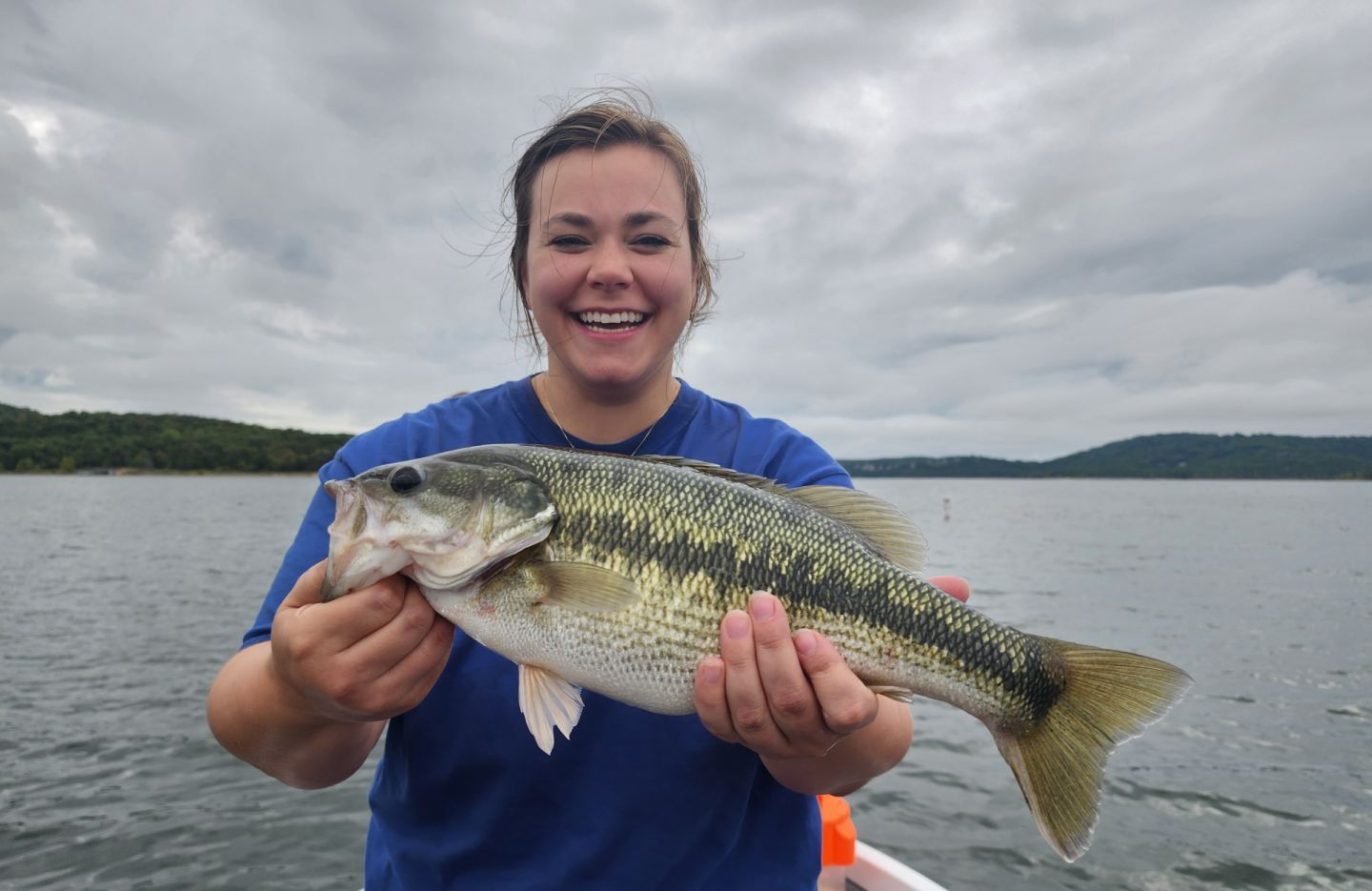Angler holding a 22-inch fish in MO