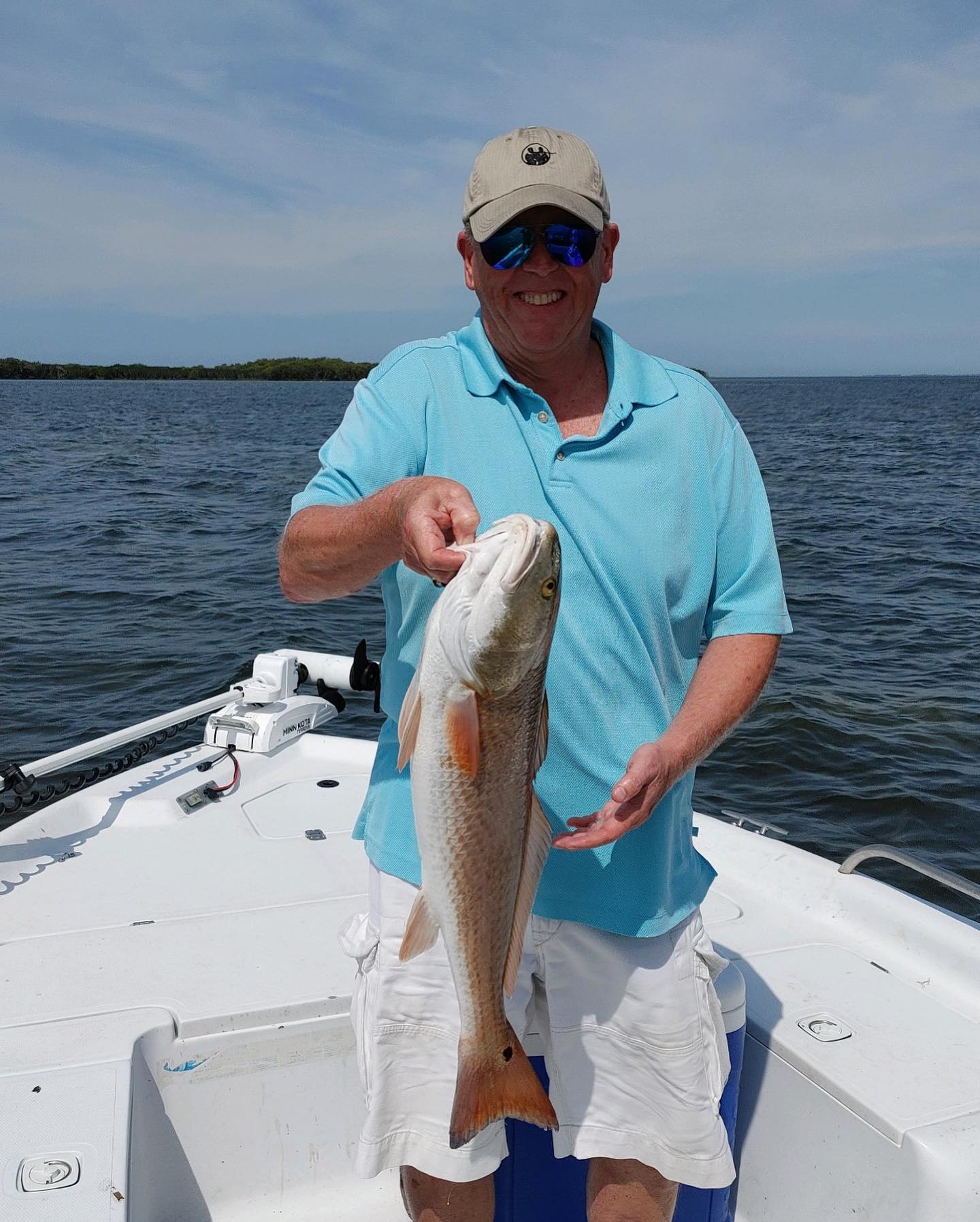 1 big fish caught while fishing and hunting in Crystal River