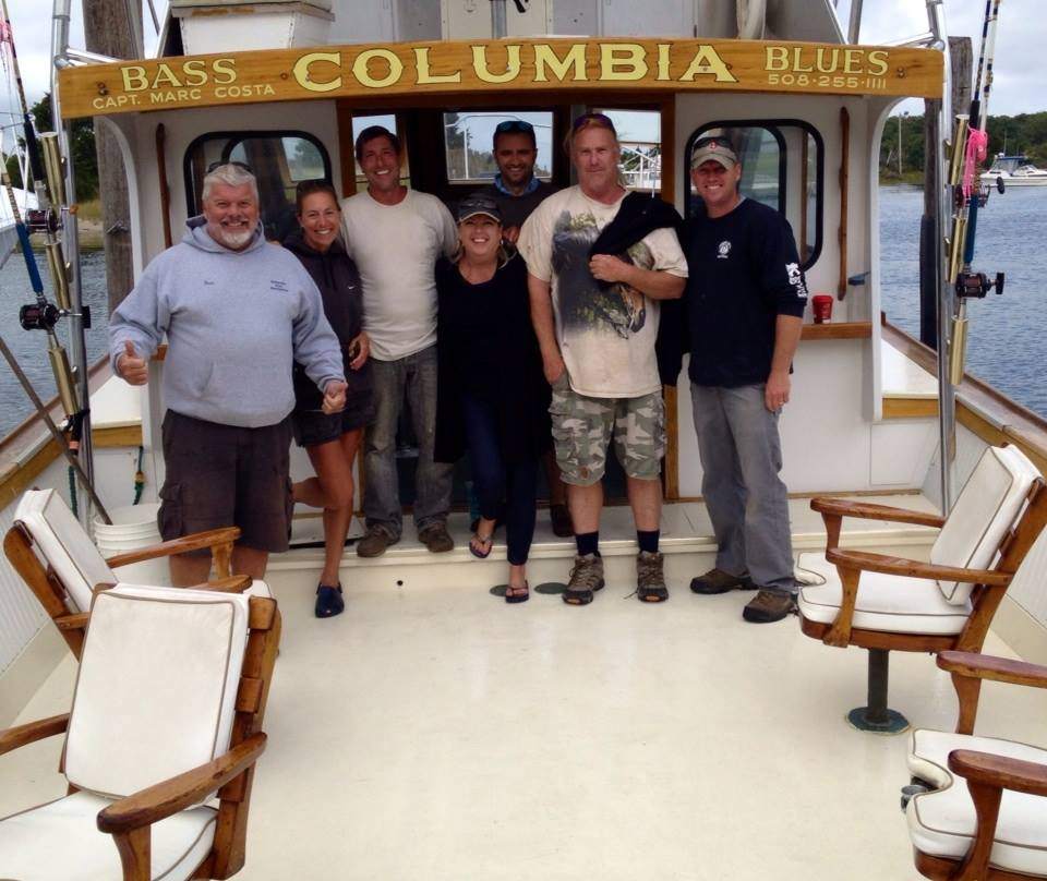 Group of 7 people enjoying outdoor activity in Orleans