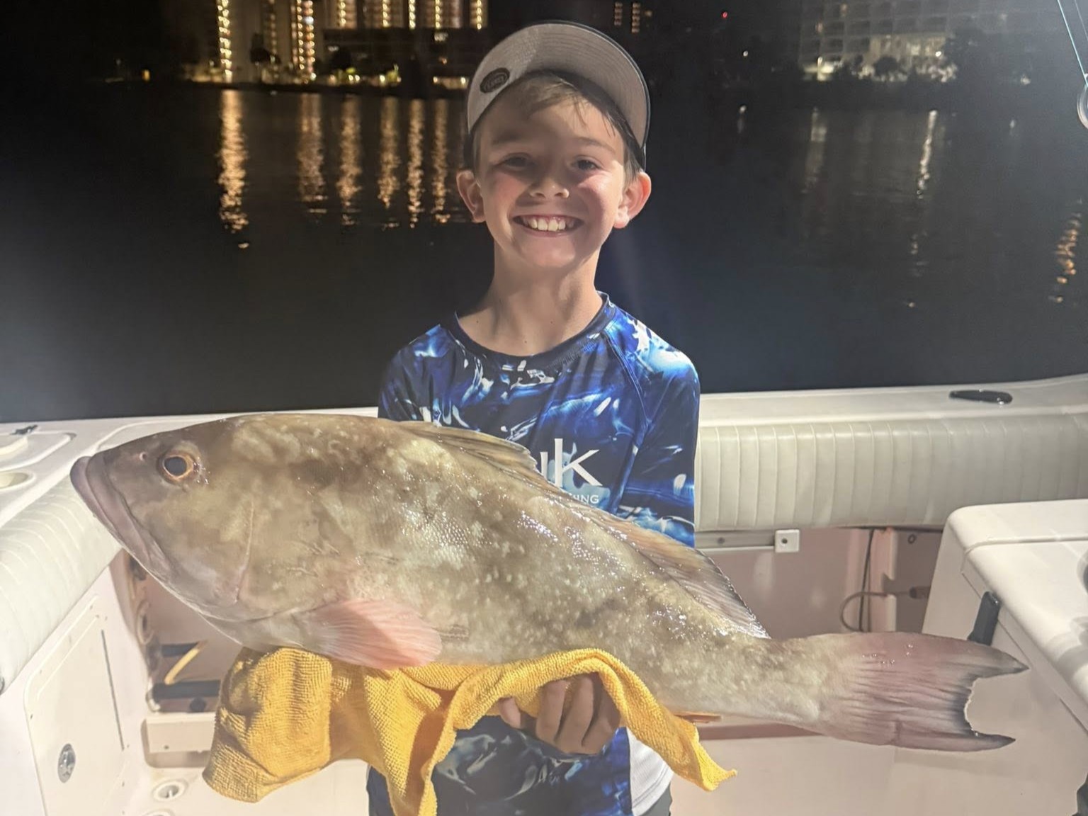 Cape Coral offshore fishing boat with Captain Tito ready for 9-hour Gulf family fishing trip