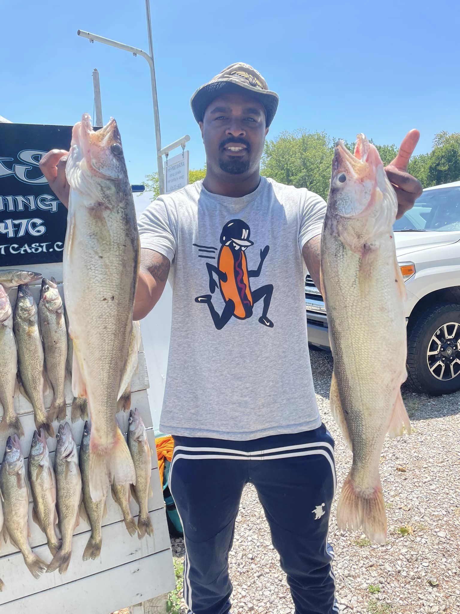 Angler with 4 large fish caught in OH