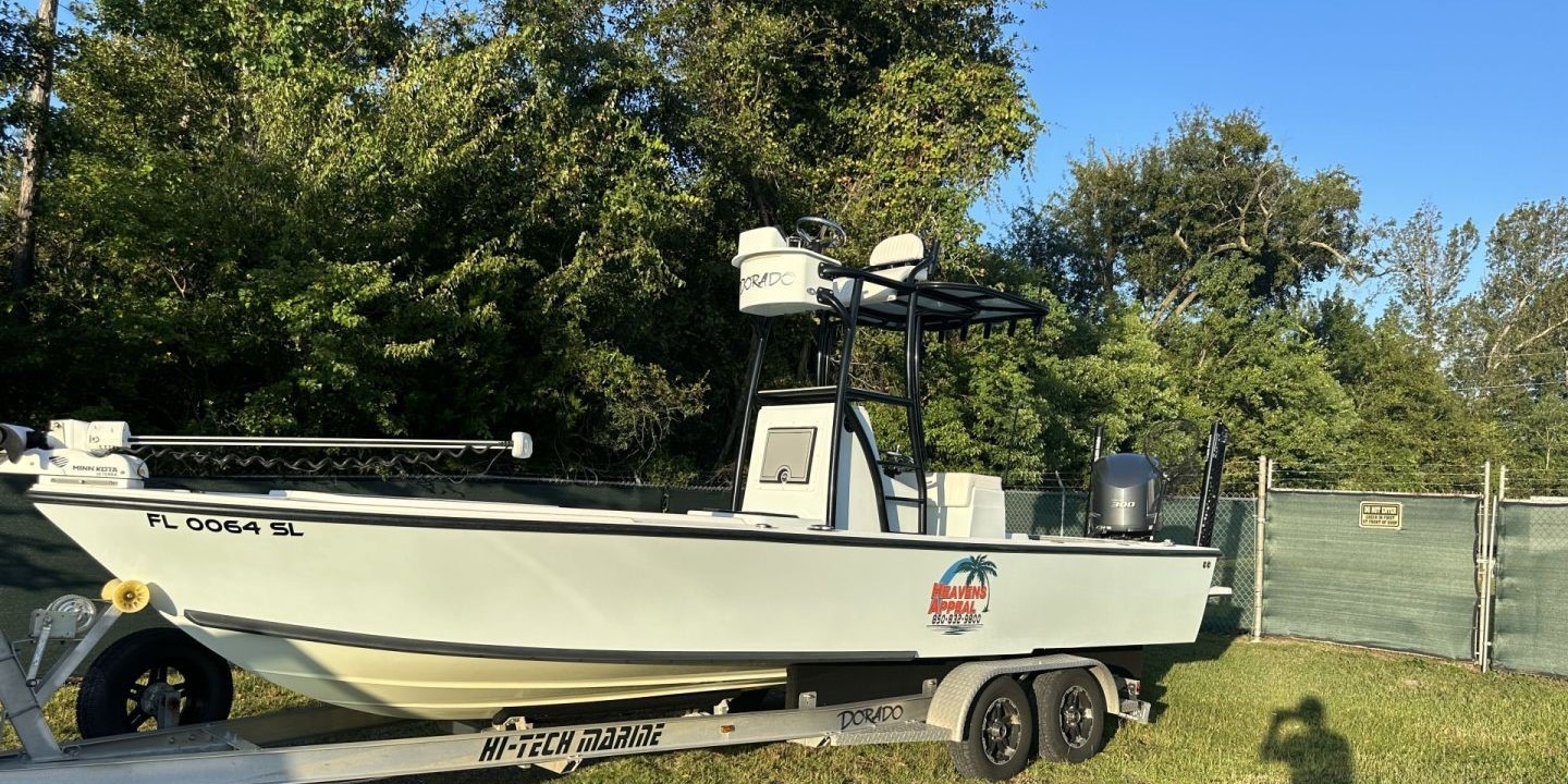 Dorado (Center console)