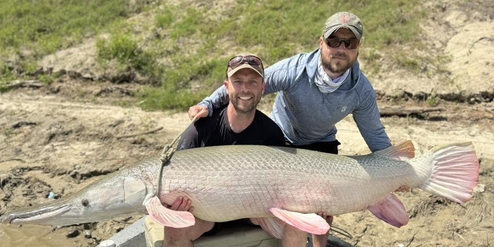 Alligator gar fishing trip on Trinity River near Palestine Texas with Garzilla Guide Service