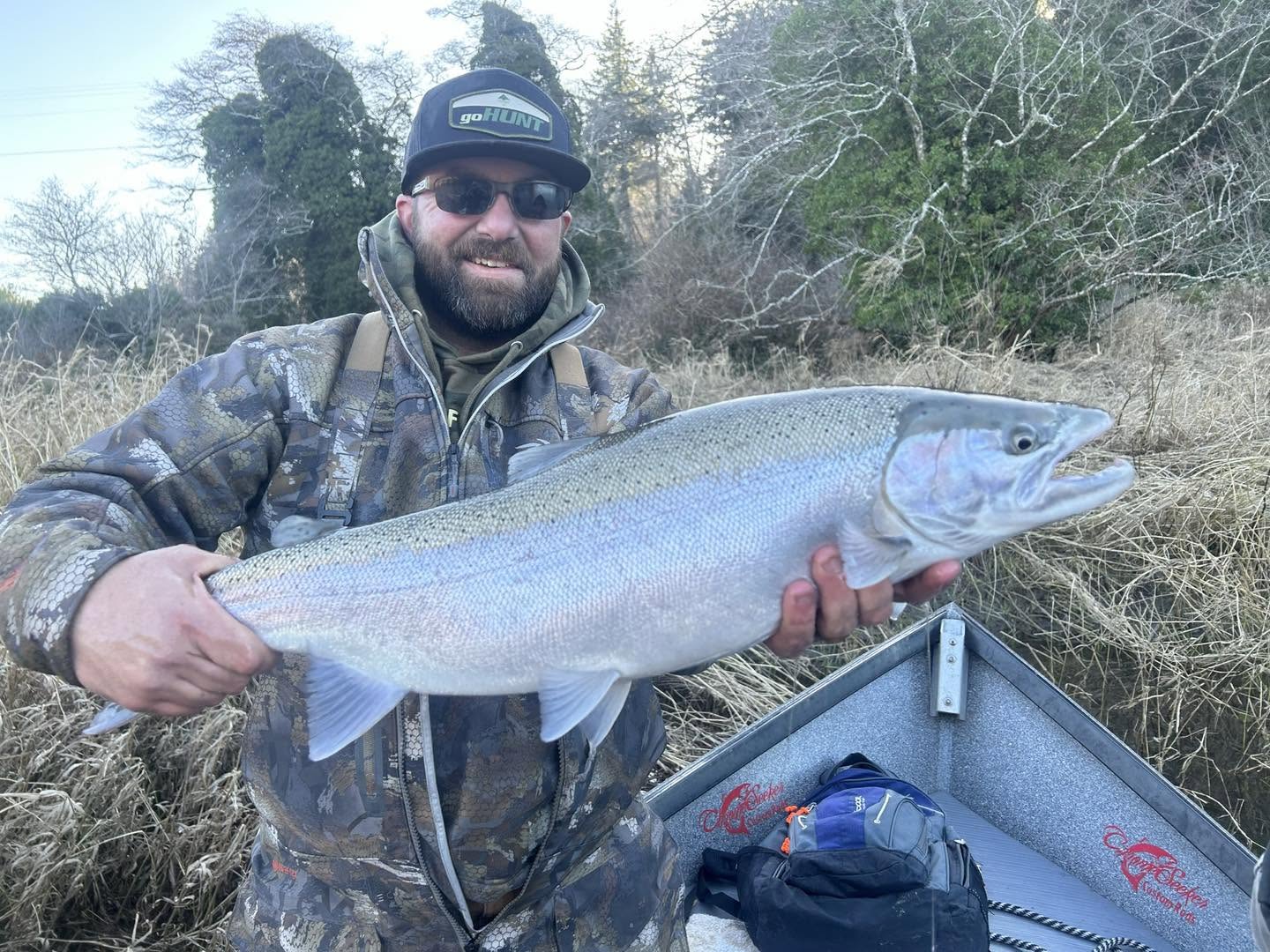 Rogue River morning power boat fishing trip targeting salmon, steelhead, and rockfish in Oregon