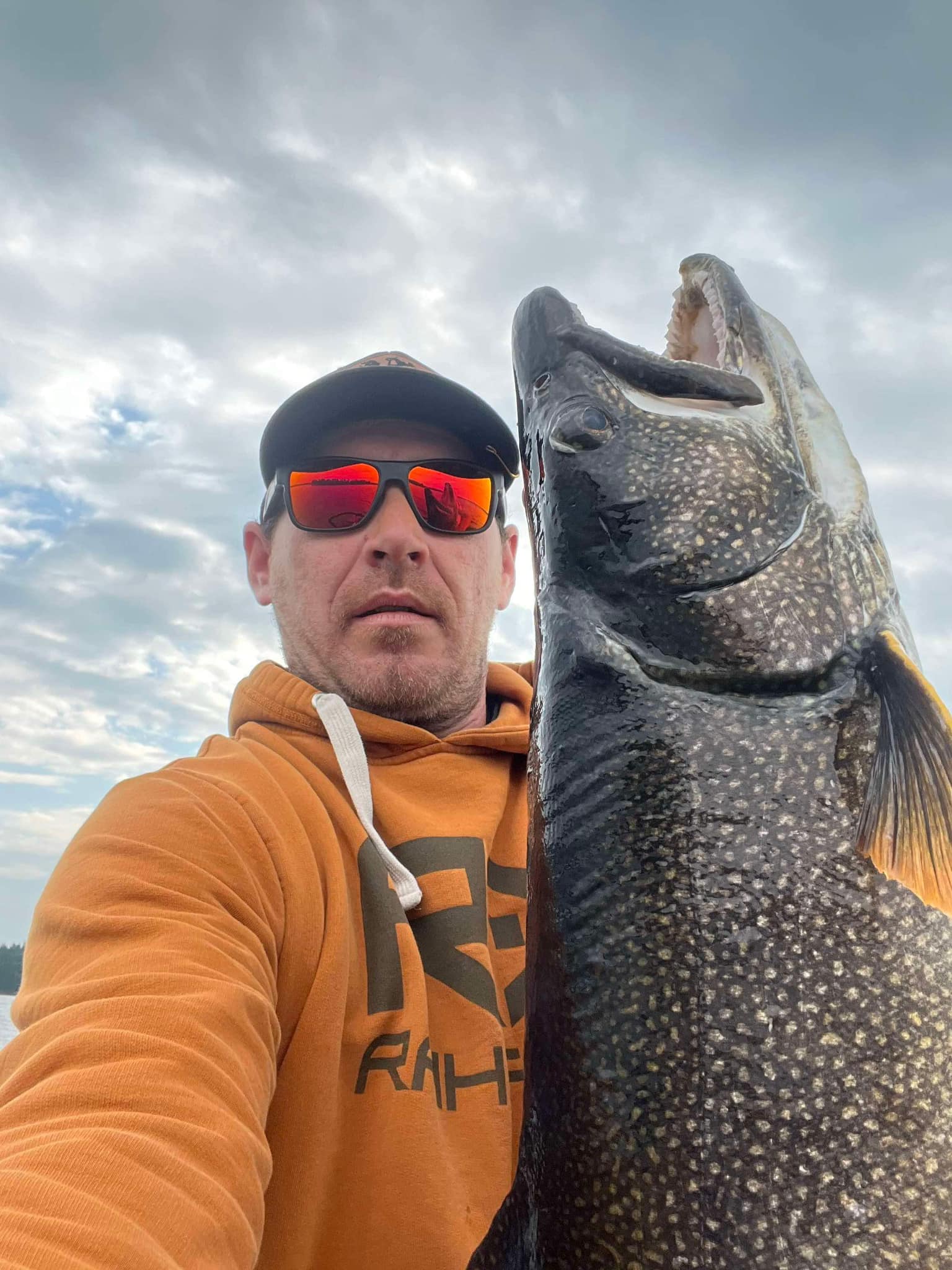One person fishing at L'Amable location