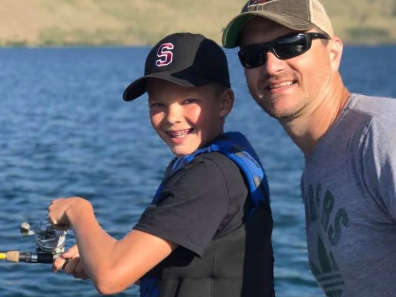 Two people fishing in Portland