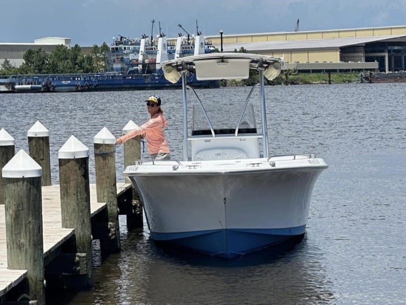 24 ft Sea Hunt Boat
