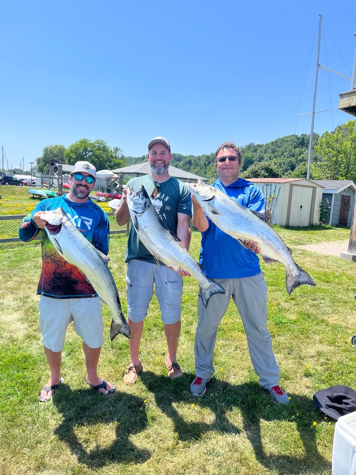 3 big fish caught while fishing in Toronto