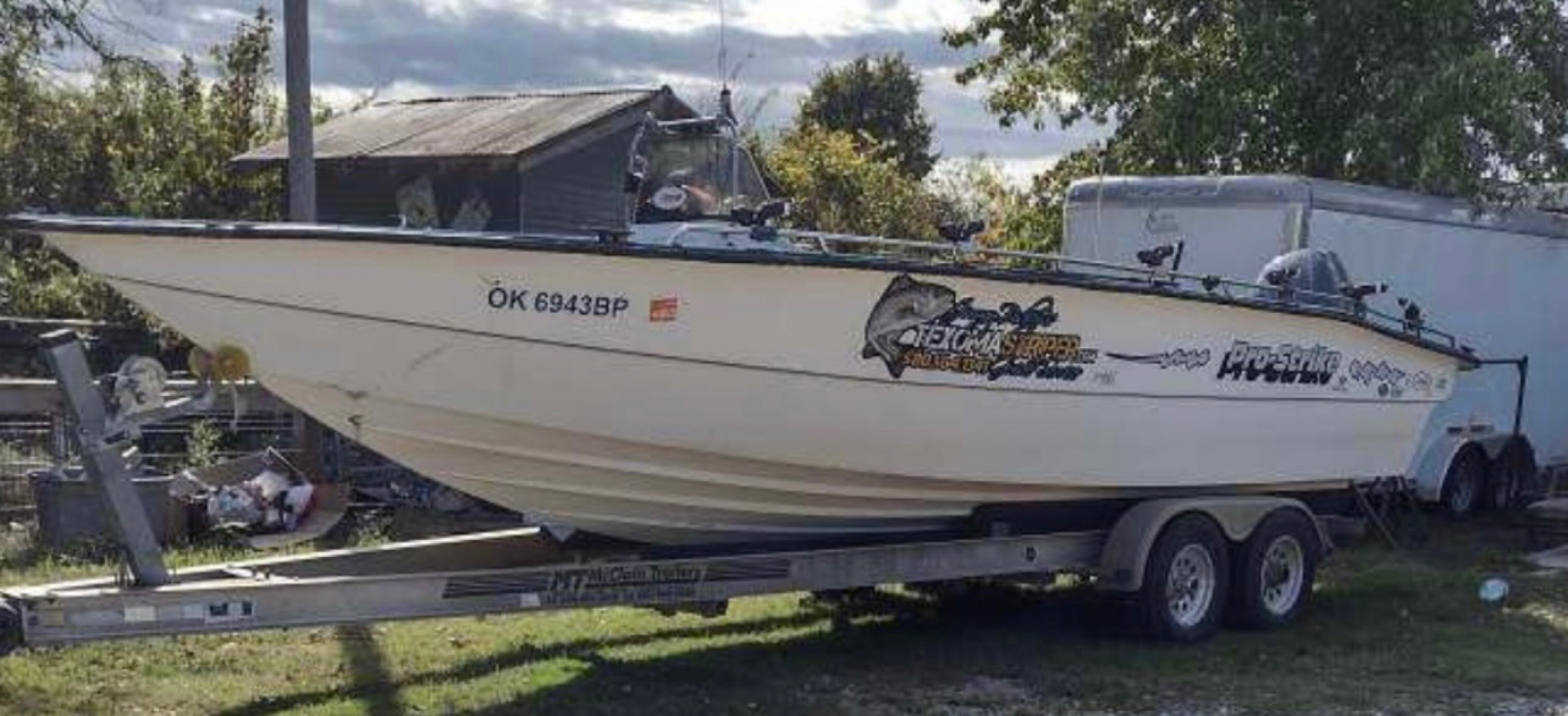 Scenic view of OK location with fishing equipment