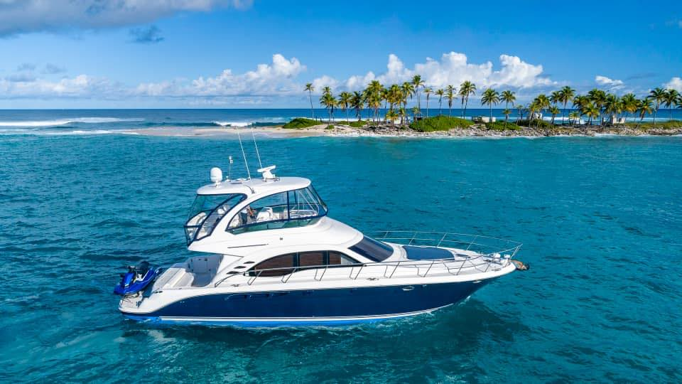 Stunning coastal view of Nassau, Bahamas