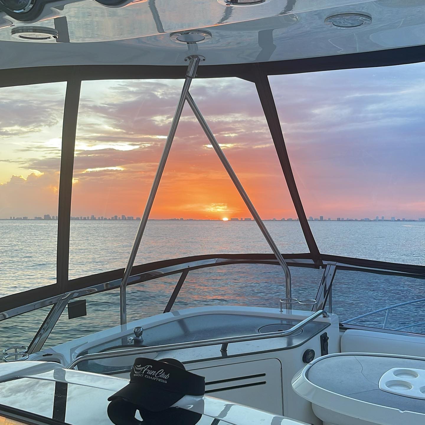 Idyllic cruises in Nassau, Bahamas