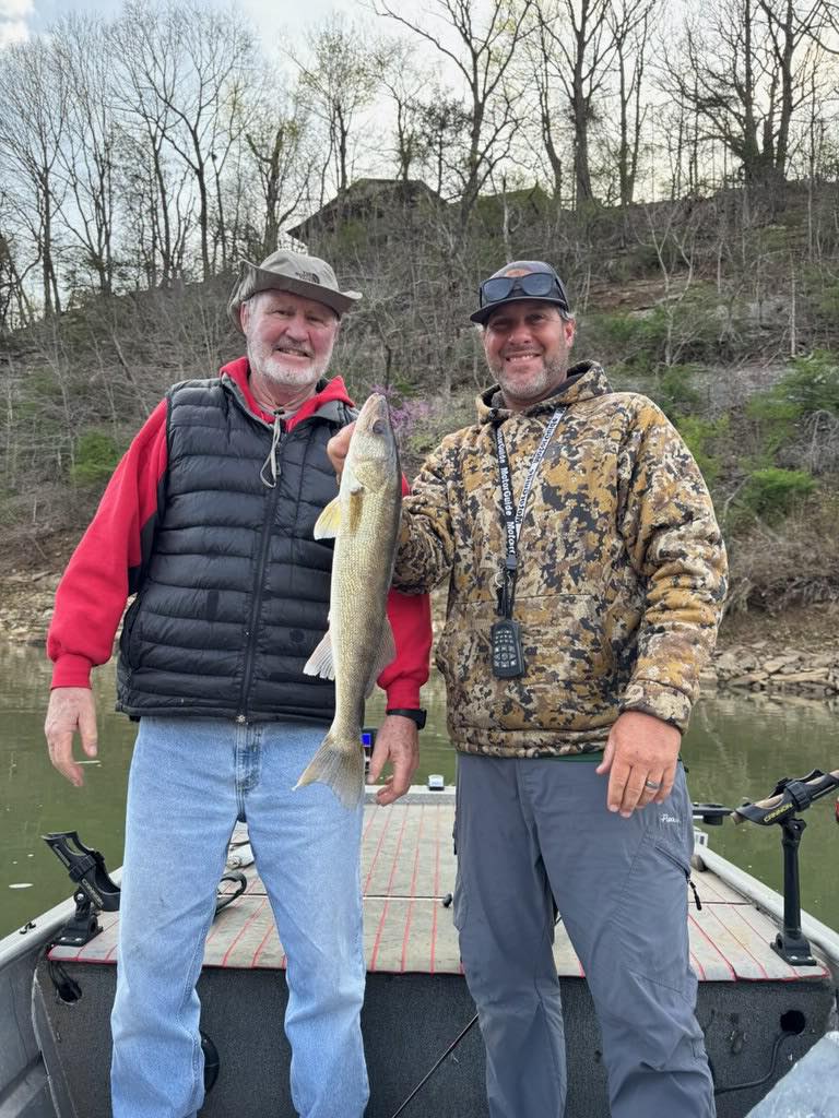 2 people fishing in AR