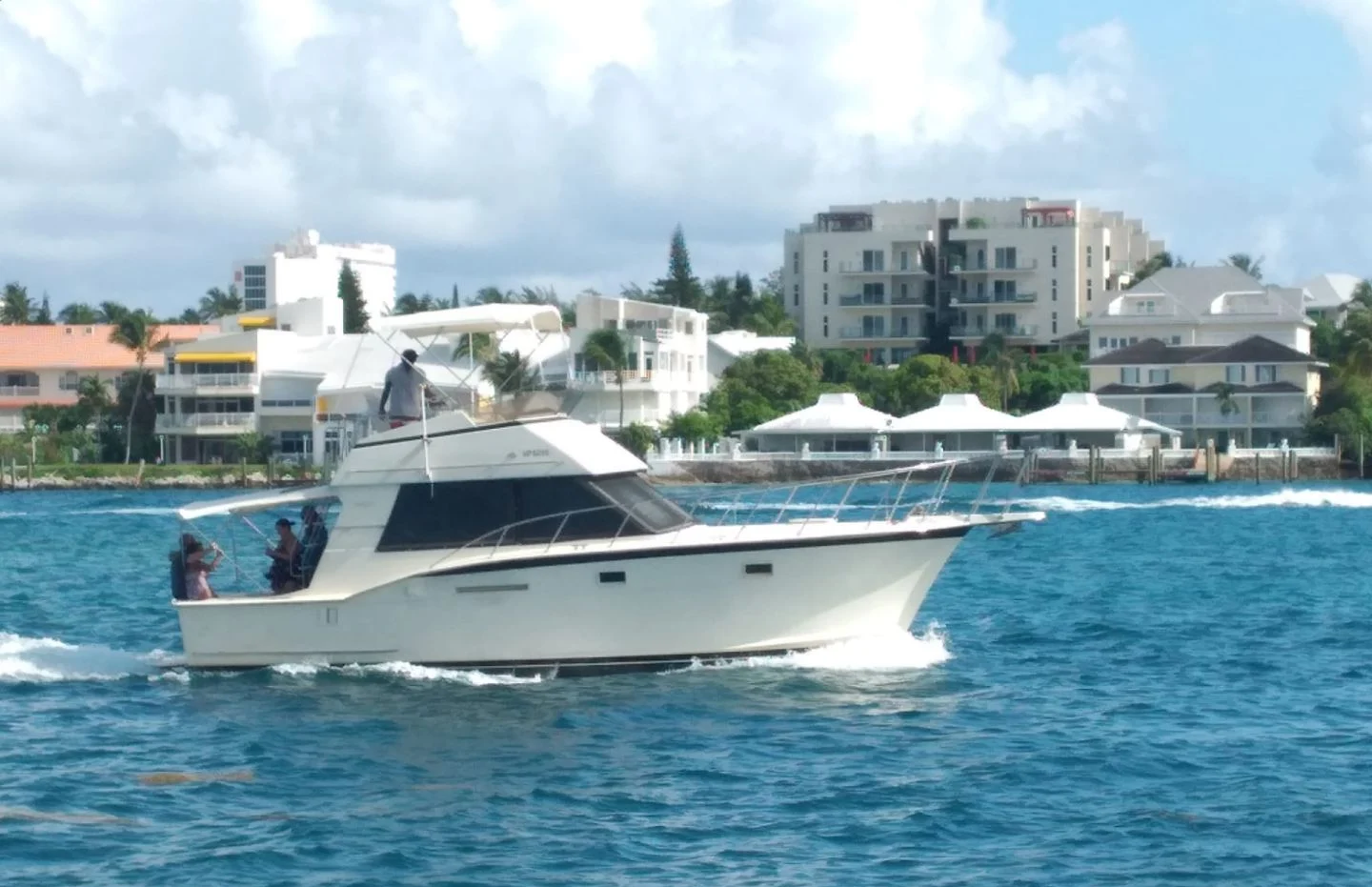 Fishing in the beautiful waters of Nassau