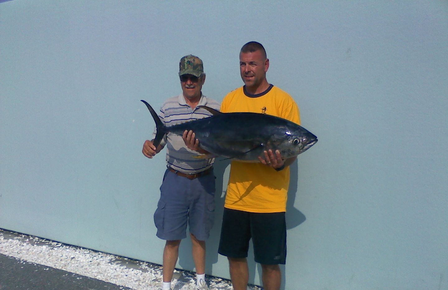 Two people fishing in DE